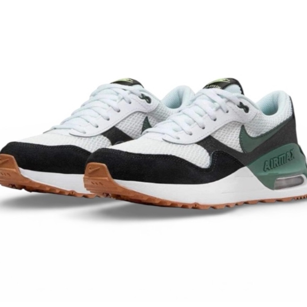 Nike Air Max SYSTM White Green Black Sneakers Women’s 7.5 NWT
